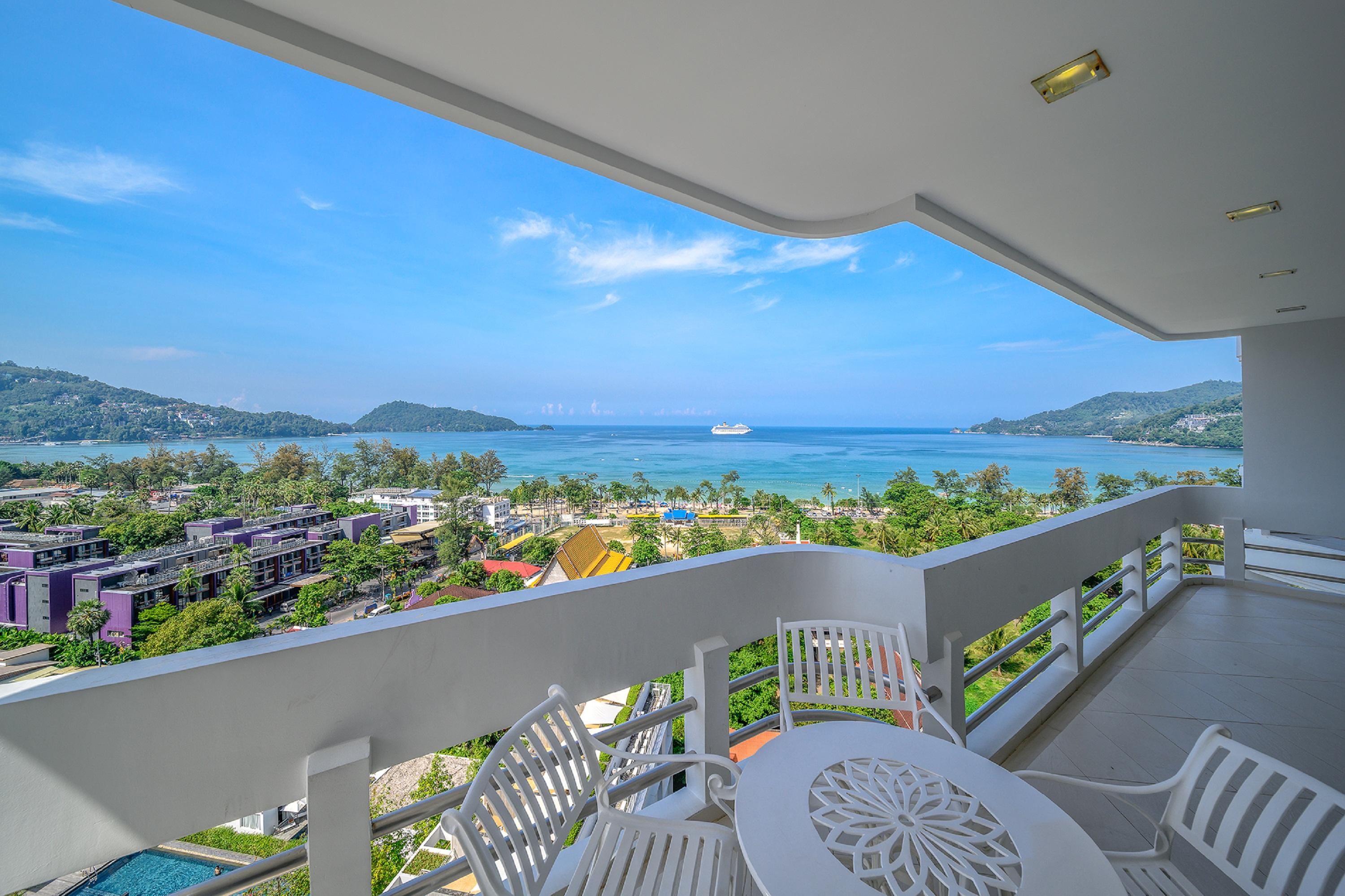 Andaman Beach Suites Hotel - Sha Extra Plus Patong Luaran gambar